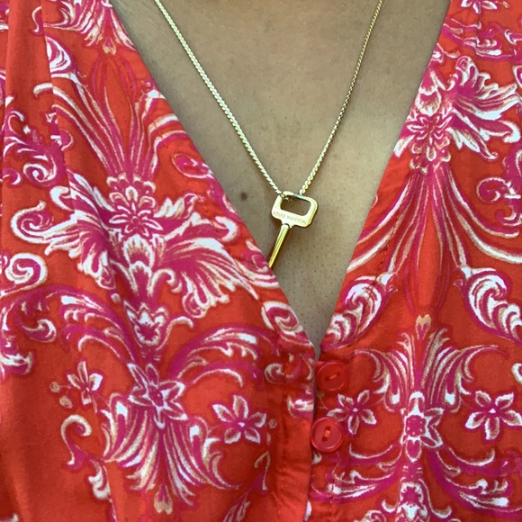 π Closet closing! Hurry..
Authentic Louis Vuitton key, transfer to necklace - Picture 4 of 8
